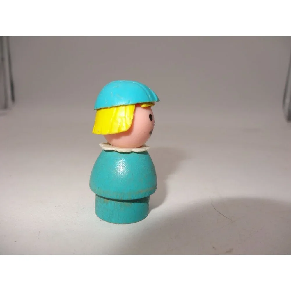 Fisher‎ Price Little People Turquoise Blond Stewardess Girl Hat Woman